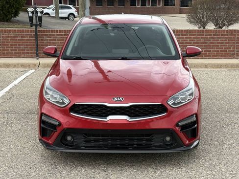 Used 2019 Kia Forte S w/ S Premium Package FWD image 5