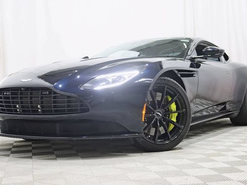 Used 2019 Aston Martin DB11 AMR RWD image 6