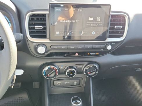 New 2026 Hyundai Venue SE image 12
