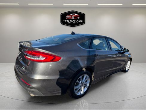 Used 2020 Ford Fusion SE image 8