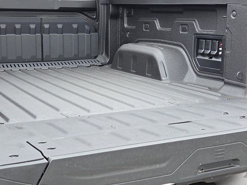 New 2026 GMC Sierra EV AT4 AWD/4WD image 9