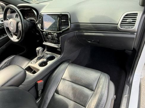 Used 2020 Jeep Grand Cherokee Limited w/ Luxury Group II RWD image 22