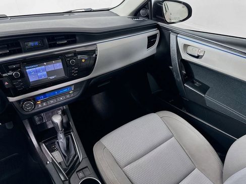 Used 2016 Toyota Corolla LE image 22