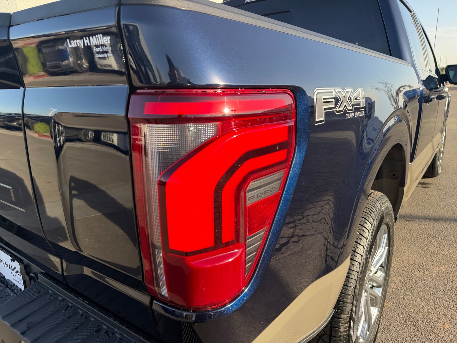 Used 2025 Ford F150 King Ranch w/ FX4 Off-Road Package AWD/4WD image 31