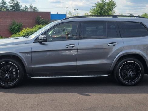 Used 2018 Mercedes-Benz GLS 63 AMG 4MATIC w/ AMG Night Styling Package image 9