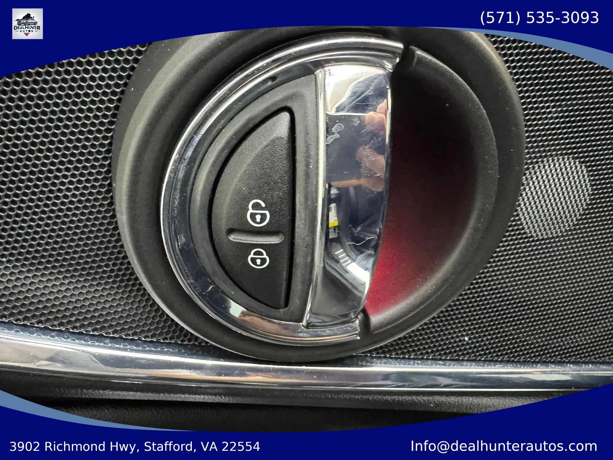 Used 2018 MINI Cooper Clubman FWD image 18