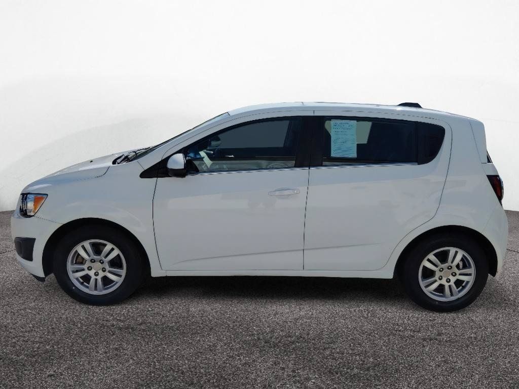 Used 2016 Chevrolet Sonic LT FWD image 4