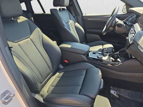 Used 2025 BMW X4 xDrive30i w/ Premium Package AWD/4WD image 10