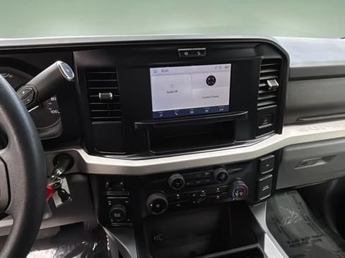 Used 2025 Ford F250 XLT w/ FX4 Off-Road Package AWD/4WD image 25