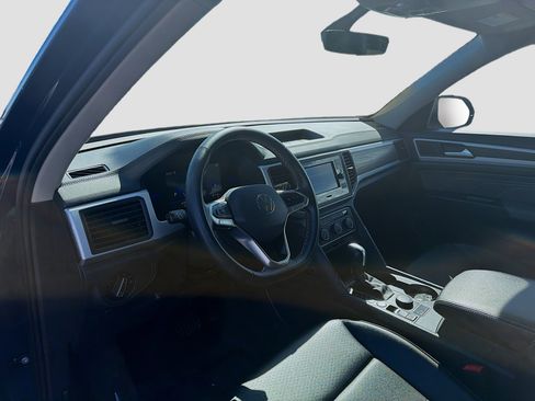 Used 2022 Volkswagen Atlas SE image 9