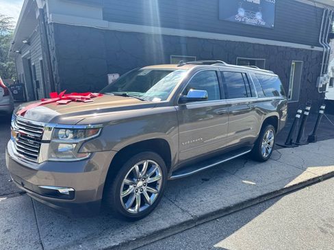 Used 2015 Chevrolet Suburban LTZ AWD/4WD image 2