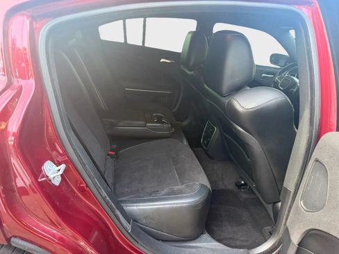 Used 2018 Dodge Charger R/T Scat Pack RWD image 23