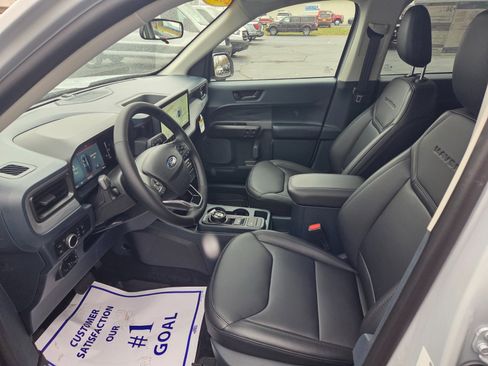 New 2026 Ford Maverick Lariat w/ Black Appearance Package AWD/4WD image 16