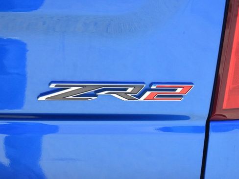 Used 2023 Chevrolet Silverado 1500 ZR2 w/ Technology Package image 8