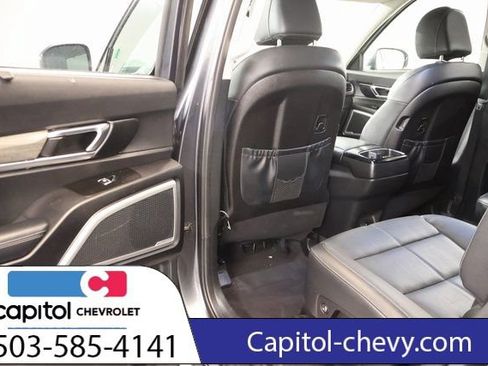Used 2022 Kia Telluride EX w/ EX Premium Package AWD/4WD image 33