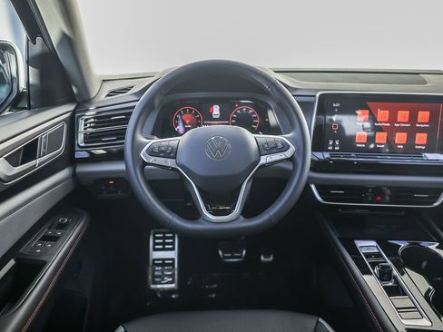New 2026 Volkswagen Atlas Peak Edition AWD/4WD image 5