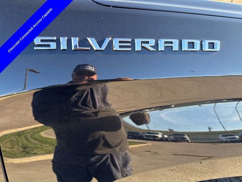 Used 2021 Chevrolet Silverado 1500 Custom image 17