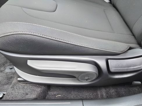 New 2026 Hyundai Elantra Blue image 16