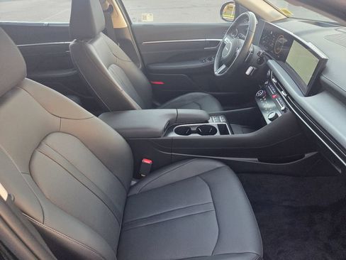 Used 2025 Hyundai Sonata Limited FWD image 29