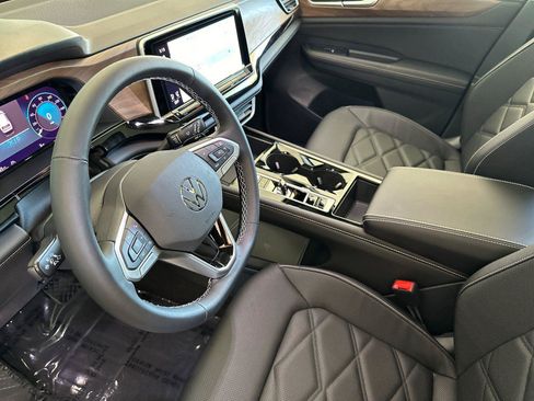 New 2026 Volkswagen Atlas SE AWD/4WD image 9