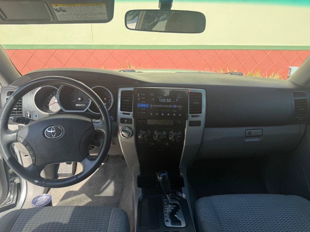 Used 2007 Toyota 4Runner SR5 AWD/4WD image 33