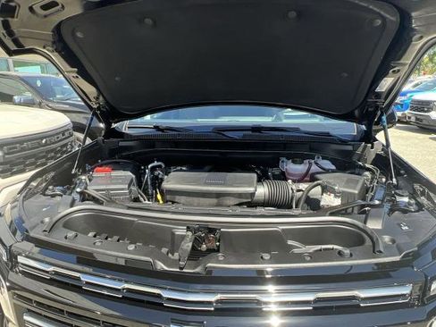 New 2026 Chevrolet Tahoe High Country w/ LPO, Get Active Package AWD/4WD image 31