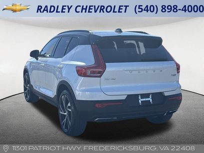 Used 2020 Volvo XC40 T5 R-Design