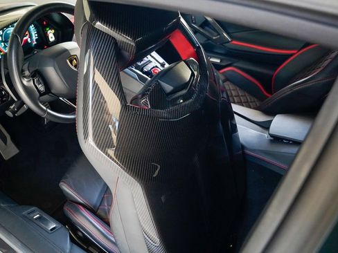Used 2018 Lamborghini Aventador S image 61