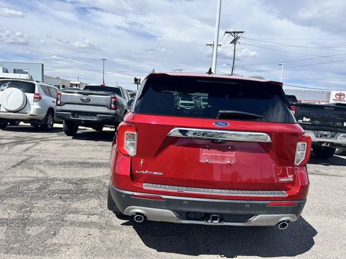 Used 2021 Ford Explorer Limited w/ Equipment Group 301A AWD/4WD image 5