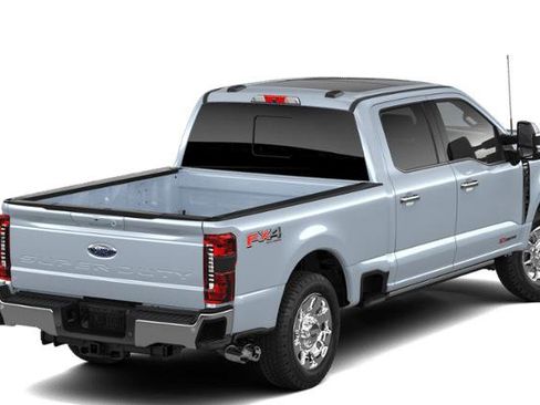 New 2026 Ford F250 Lariat w/ Lariat Ultimate Package image 3