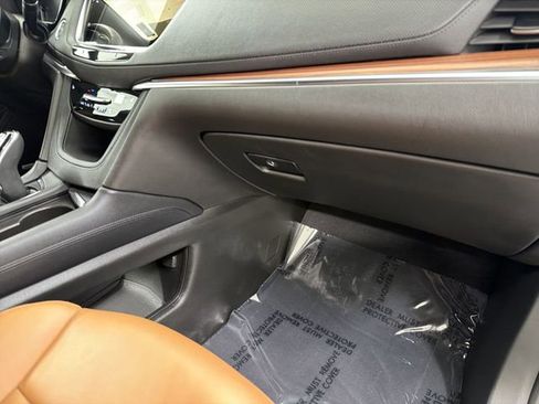Certified 2025 Cadillac XT5 Premium Luxury w/ LPO, Floor Liner Package AWD/4WD image 26
