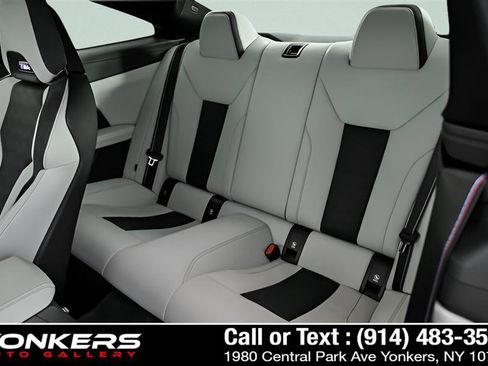 Used 2022 BMW M4 xDrive Competition w/ M Carbon Exterior Package image 11