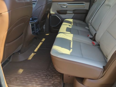 Used 2021 RAM 1500 Laramie image 17