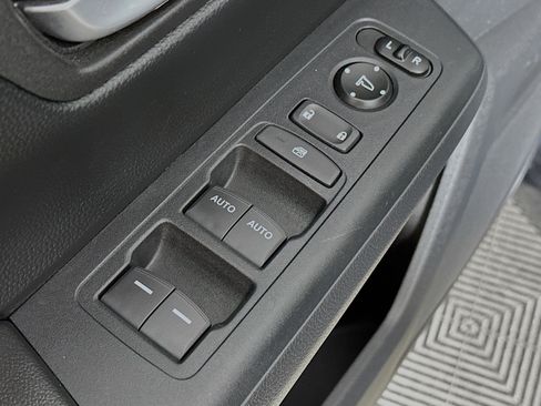 Used 2024 Honda CR-V EX image 17