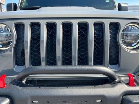 Used 2022 Jeep Gladiator Rubicon w/ LED Lighting Group AWD/4WD image 7