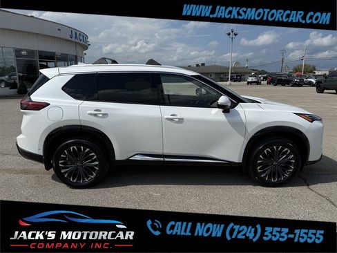 Used 2026 Nissan Rogue Platinum w/ Platinum Premium Package AWD/4WD image 9
