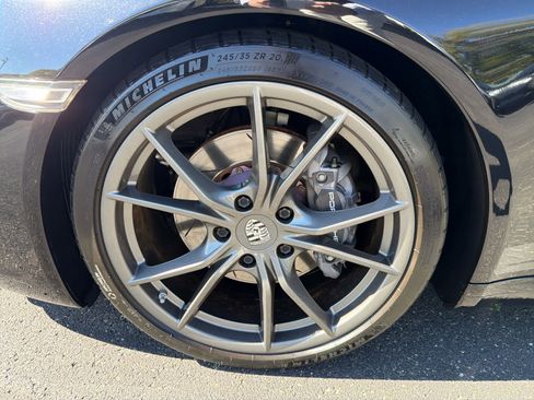 Used 2018 Porsche 911 Carrera T RWD image 30