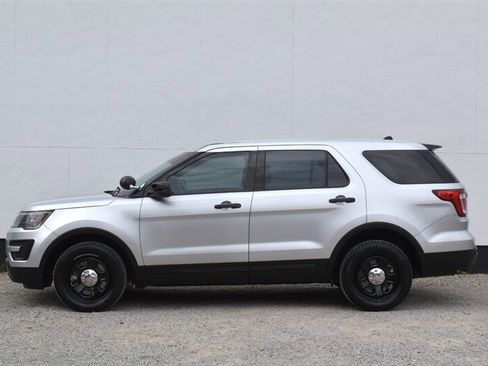 Used 2017 Ford Explorer 4WD Police Interceptor w/ Ultimate Wiring Package image 9