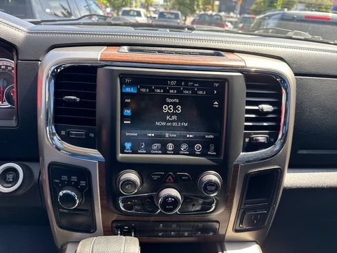 Used 2013 RAM 1500 Laramie w/ Convenience Group AWD/4WD image 21