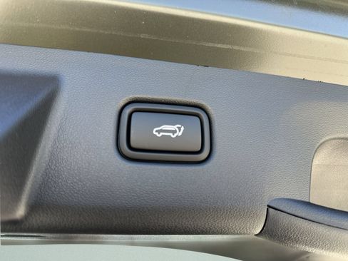 New 2025 Hyundai Tucson SEL FWD image 9