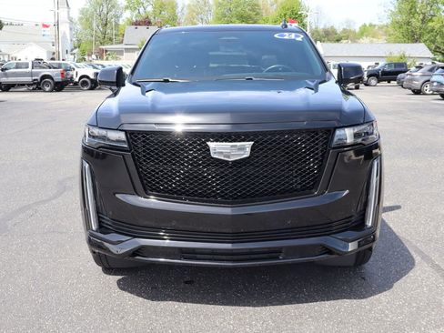 Used 2024 Cadillac Escalade Sport w/ Touring Package AWD/4WD image 13