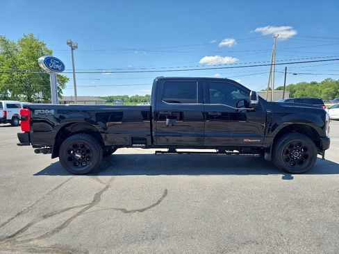 Used 2025 Ford F350 Lariat w/ Lariat Ultimate Package AWD/4WD image 5