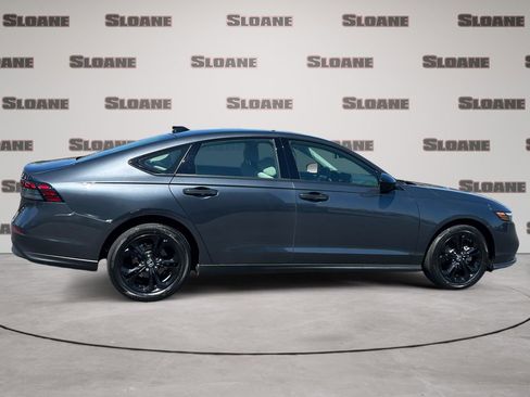 Used 2025 Honda Accord SE image 6