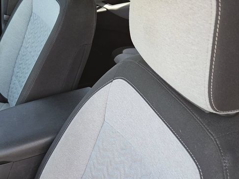 Used 2022 Chevrolet Equinox LS w/ Driver Confidence II Package FWD image 29