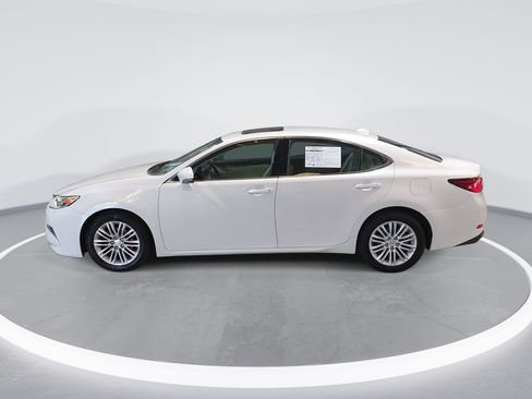 Used 2016 Lexus ES 350 w/ Premium Package w/Wood Trim FWD image 8