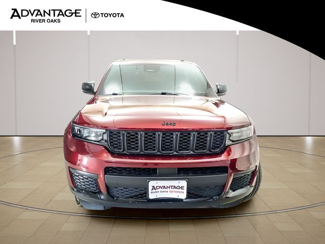 Used 2023 Jeep Grand Cherokee L Laredo AWD/4WD image 3