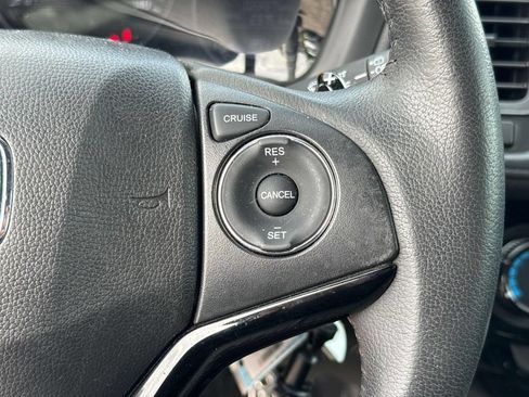 Used 2022 Honda HR-V Sport image 10