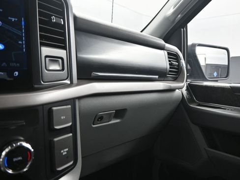 Used 2024 Ford F150 Lightning XLT image 21