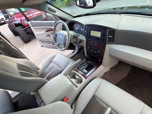 Used 2007 Jeep Grand Cherokee Limited AWD/4WD image 41