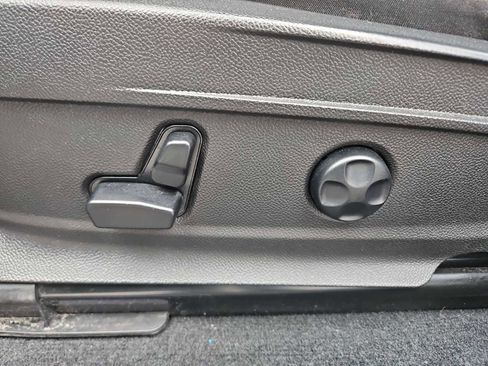 Used 2022 Alfa Romeo Stelvio Ti image 17